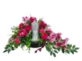 kompozycja stroik na cmentarz grób ze zniczem led gladiola róże kolory amarantowy różowy front